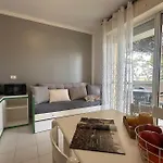 Residenza Pierre & Mare 3* Luni