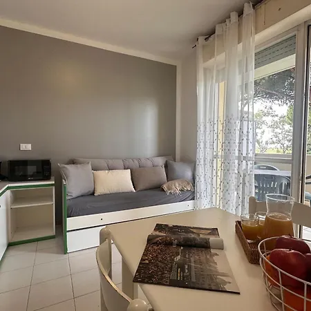 Residenza Pierre & Mare 3* Luni