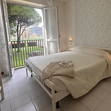Pierre & Vacances Residence Italia Luni