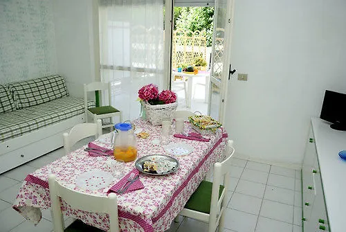 Residenza Pierre & Mare Aparthotel 3*